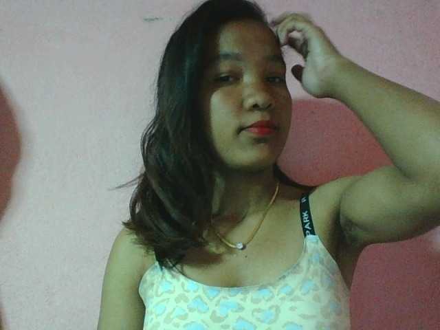 Louane01 live cam on BongaCams