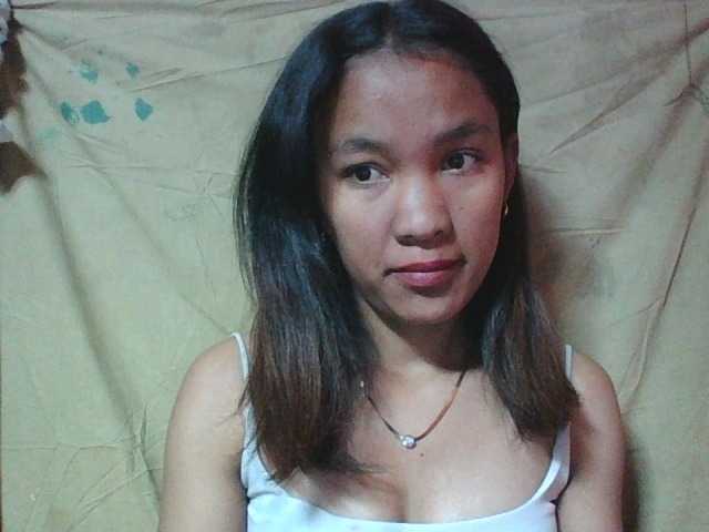 Louane01 live cam on BongaCams