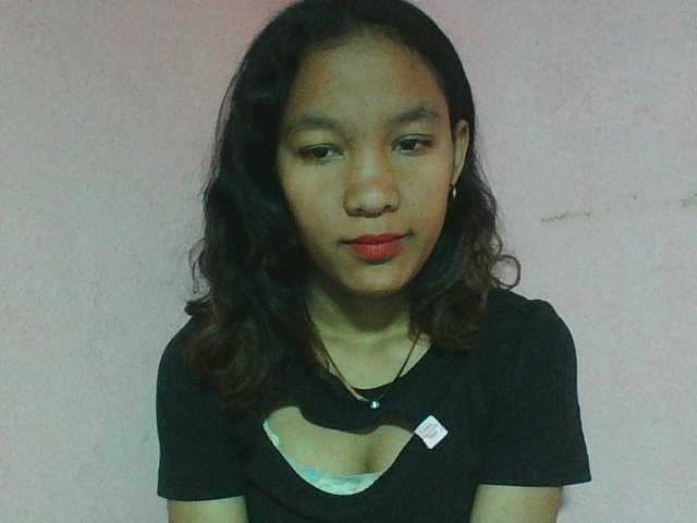 Louane01 live cam on BongaCams
