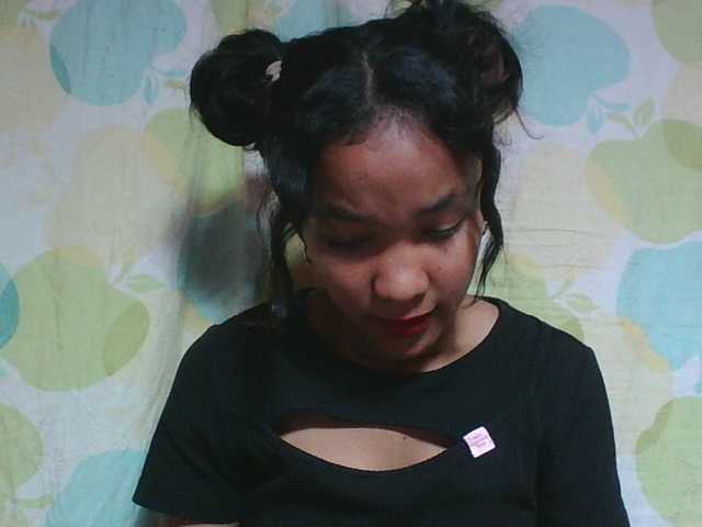 Louane01 live cam on BongaCams