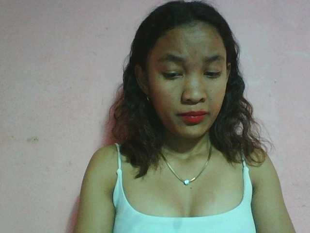 Louane01 live cam on BongaCams