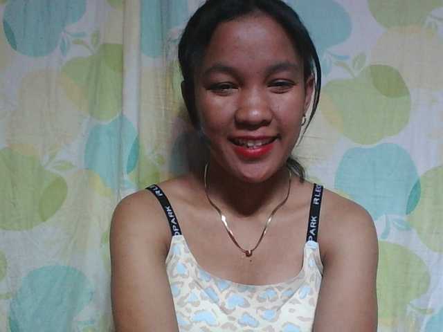Louane01 live cam on BongaCams