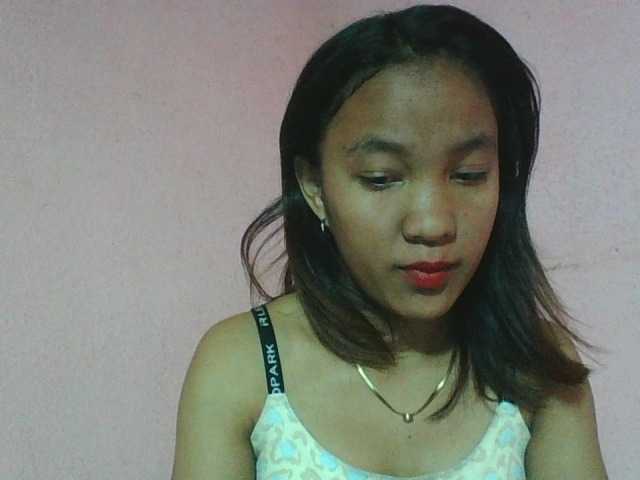 Louane01 live cam on BongaCams