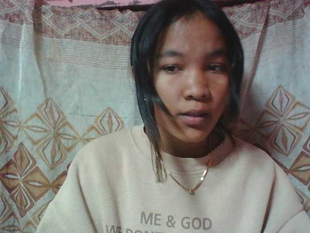 Louane01 live cam on BongaCams