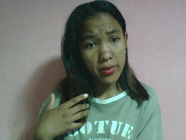 Louane01 live cam on BongaCams