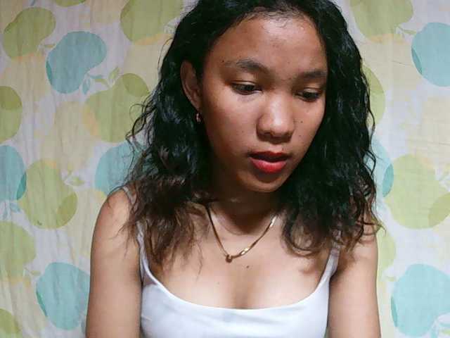 Louane01 live cam on BongaCams