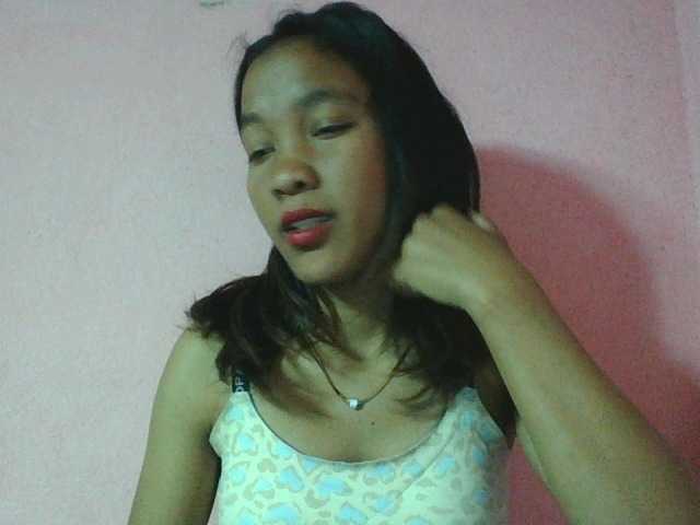 Louane01 live cam on BongaCams