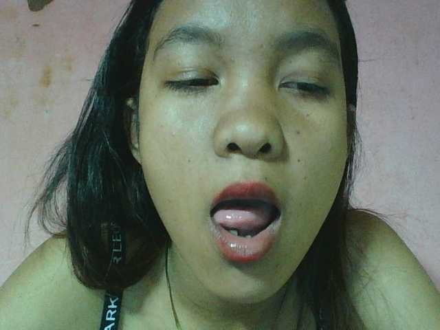 Louane01 live cam on BongaCams