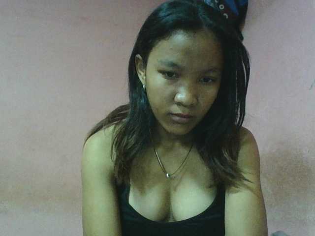 Louane01 live cam on BongaCams