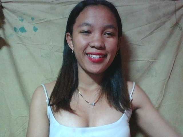 Louane01 live cam on BongaCams