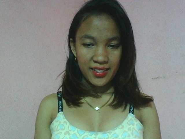 Louane01 live cam on BongaCams
