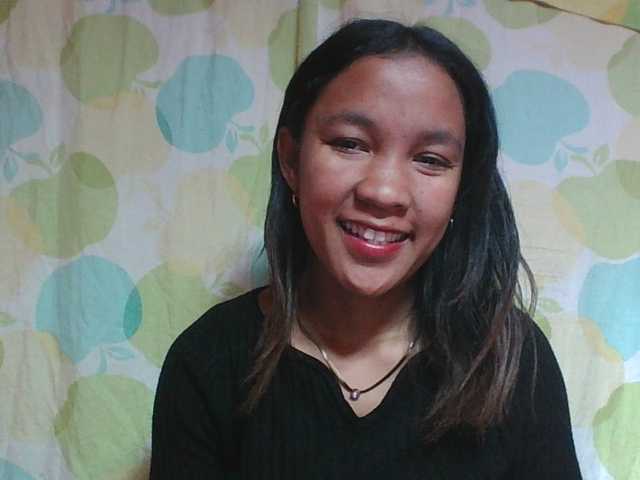 Louane01 live cam on BongaCams