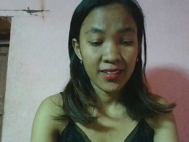 Louane01 live cam on BongaCams