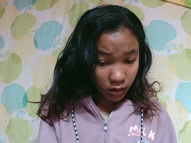 Louane01 live cam on BongaCams