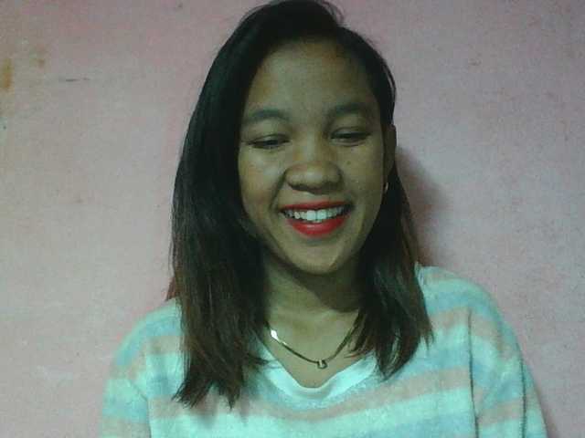 Louane01 live cam on BongaCams