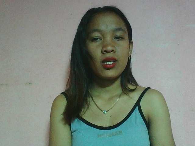 Louane01 live cam on BongaCams