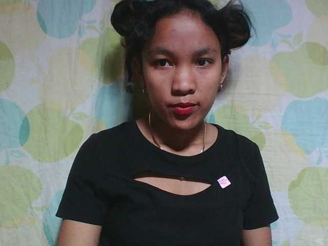 Louane01 live cam on BongaCams