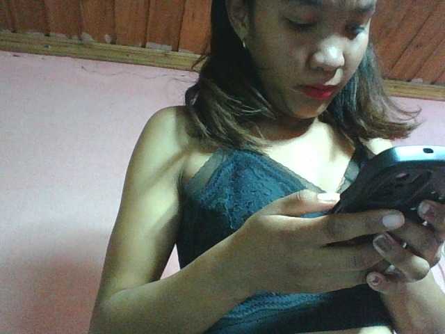 Louane01 live cam on BongaCams