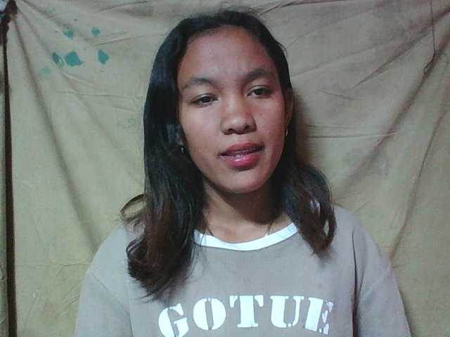Louane01 live cam on BongaCams