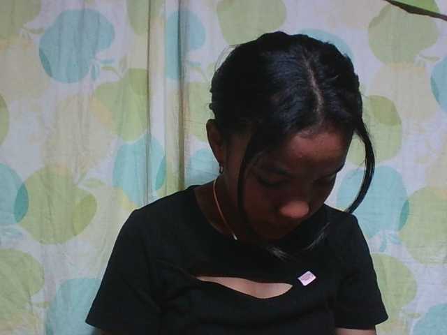 Louane01 live cam on BongaCams
