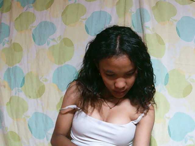 Louane01 live cam on BongaCams