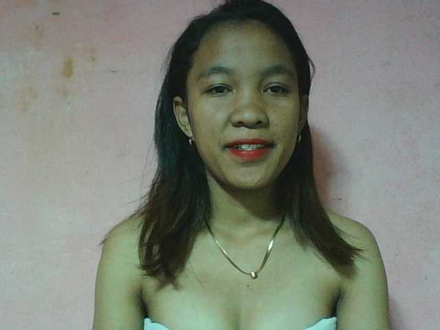 Louane01 live cam on BongaCams