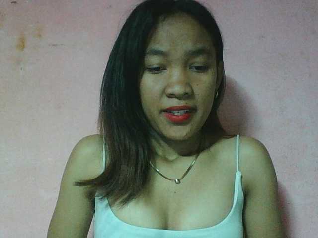 Louane01 live cam on BongaCams