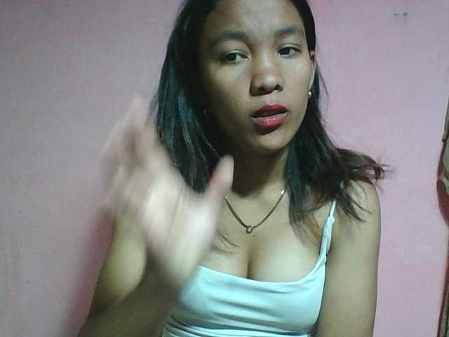 Louane01 live cam on BongaCams