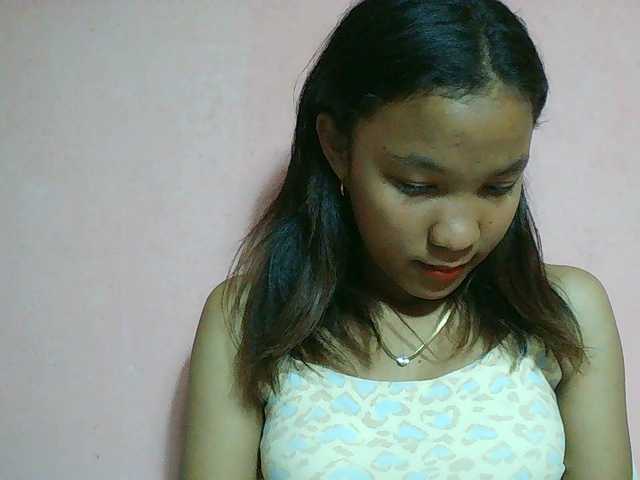 Louane01 live cam on BongaCams