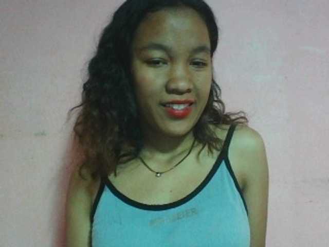 Louane01 live cam on BongaCams
