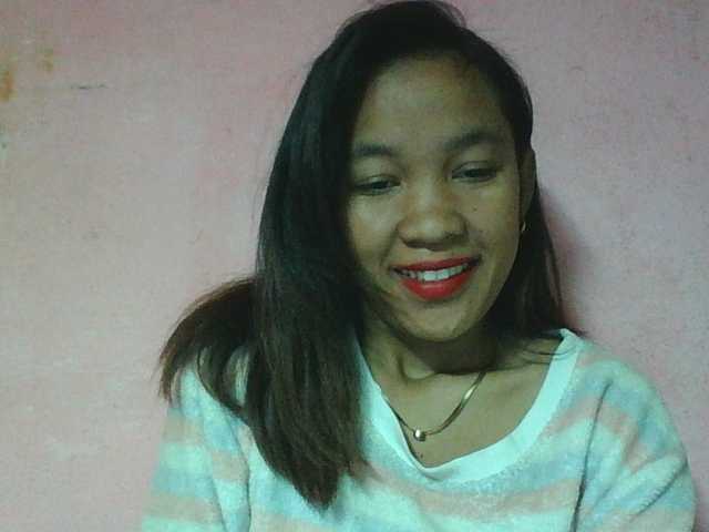 Louane01 live cam on BongaCams