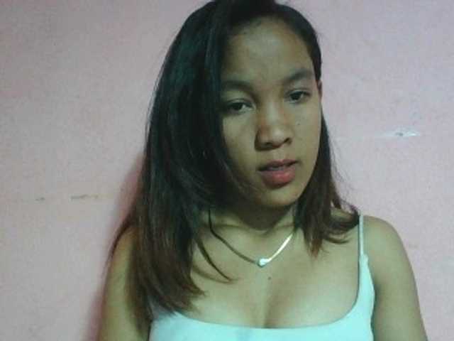 Louane01 live cam on BongaCams