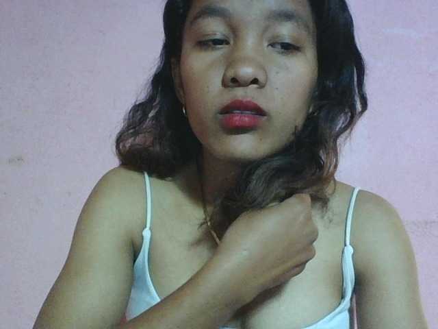 Louane01 live cam on BongaCams