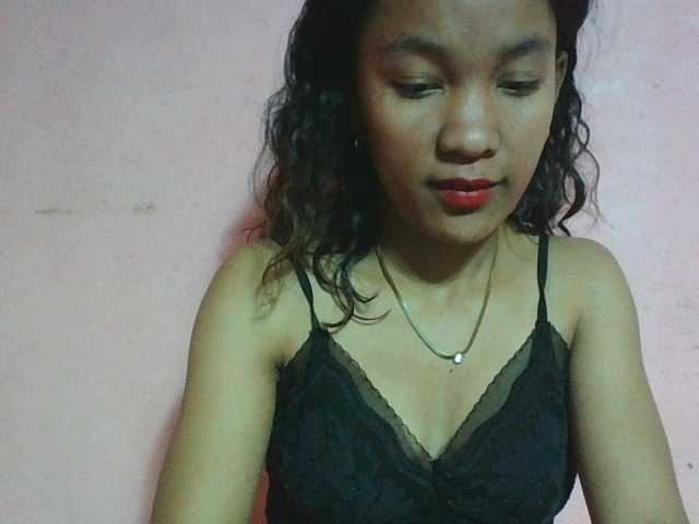 Louane01 live cam on BongaCams