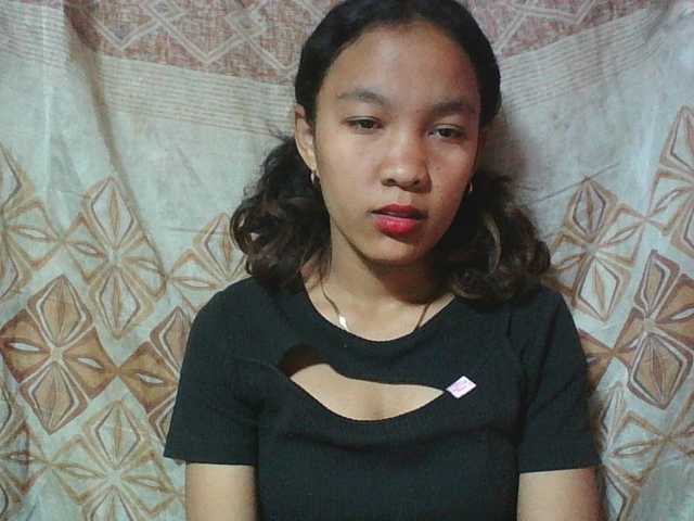 Louane01 live cam on BongaCams