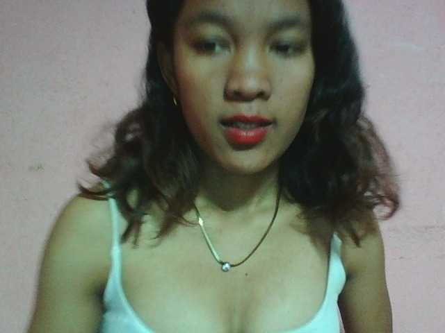 Louane01 live cam on BongaCams