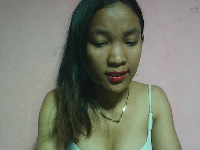 Louane01 live cam on BongaCams