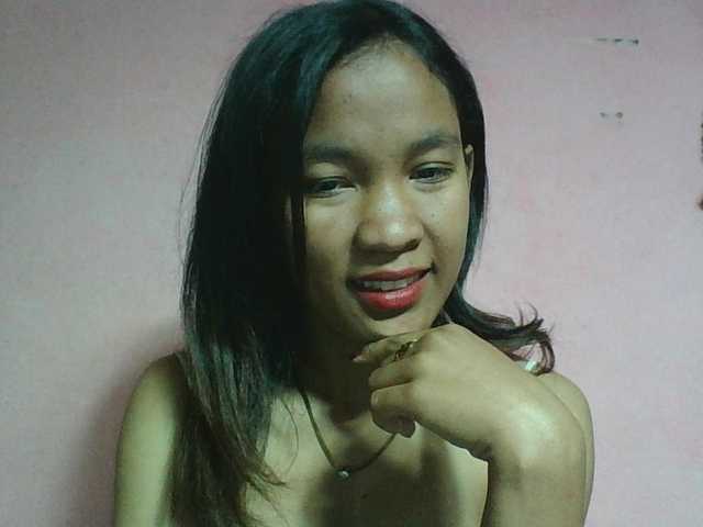 Louane01 live cam on BongaCams