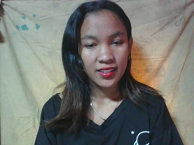 Louane01 live cam on BongaCams