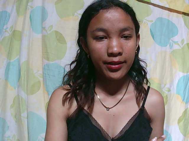 Louane01 live cam on BongaCams