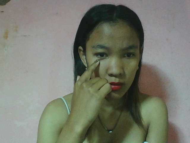 Louane01 live cam on BongaCams
