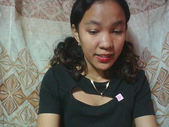 Louane01 live cam on BongaCams