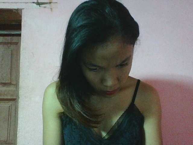 Louane01 live cam on BongaCams