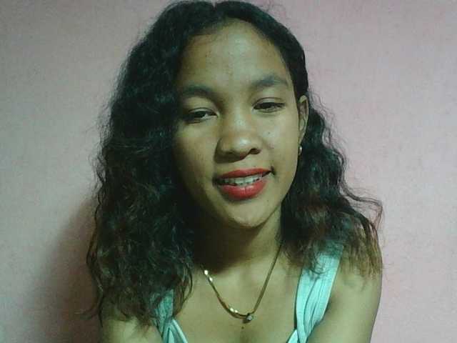 Louane01 live cam on BongaCams