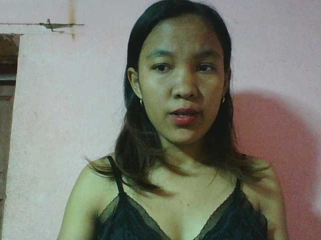 Louane01 live cam on BongaCams