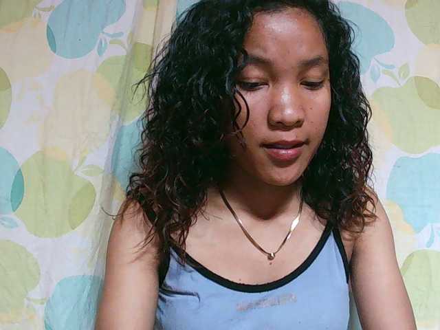 Louane01 live cam on BongaCams