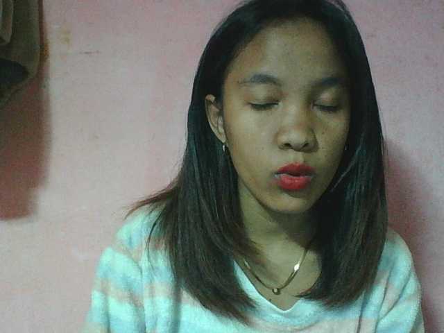 Louane01 live cam on BongaCams