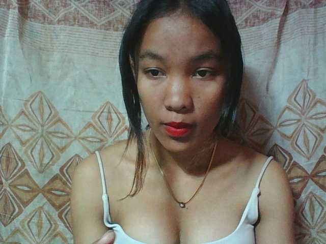 Louane01 live cam on BongaCams