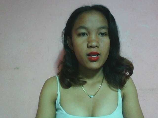 Louane01 live cam on BongaCams