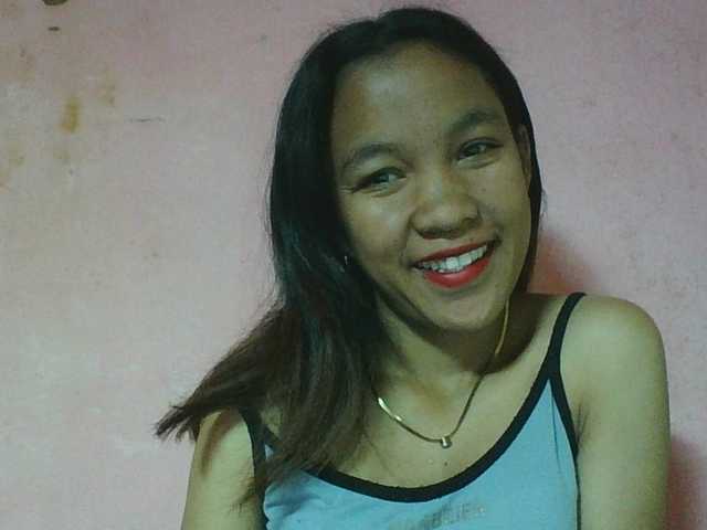Louane01 live cam on BongaCams